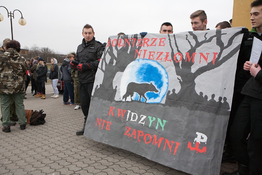 II Rajd Żołnierzy Wyklętych. Miny, patrole UB, rzuty granatem i strzelanie [ZDJĘCIA/VIDEO]