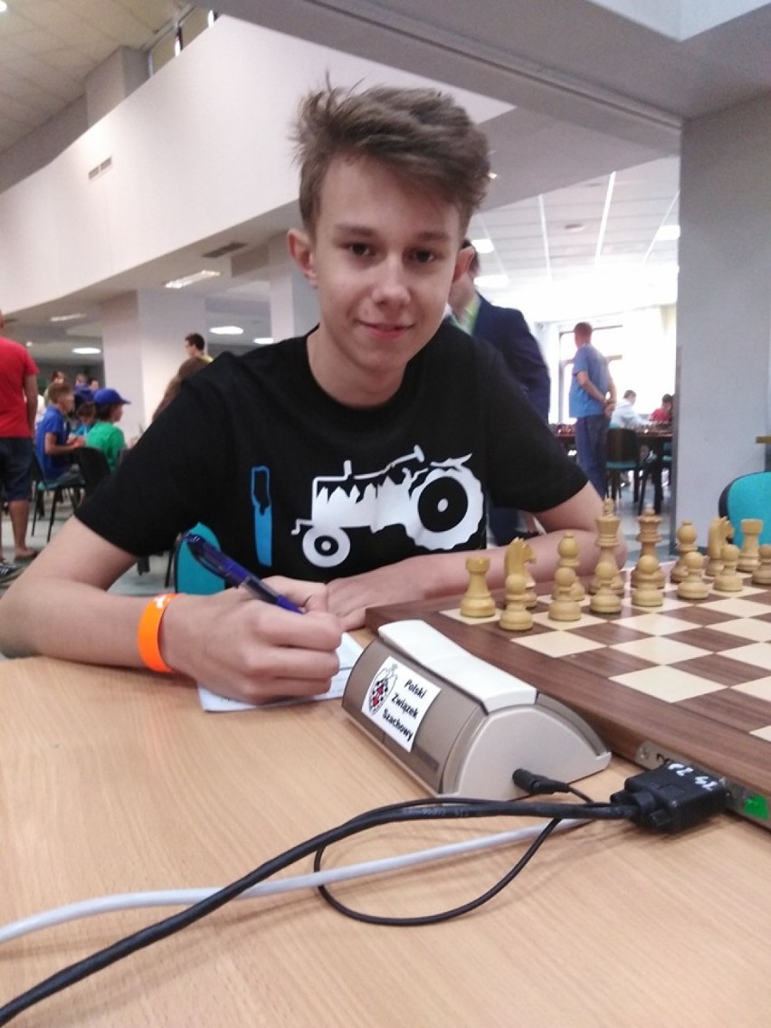 Kaliscy szachiści grają o punkty w II lidze juniorów