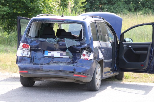 W poniedziałek, 5 czerwca na ul. Zdunowskiej doszło do zderzenia trzech pojazdów: jednego ciężarowego i dwóch osobowych.