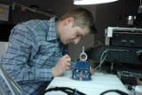 Włocławianin Aleksander Rosiak zbudował robota, który pomaga w ratowaniu ludzi podczas katastrof