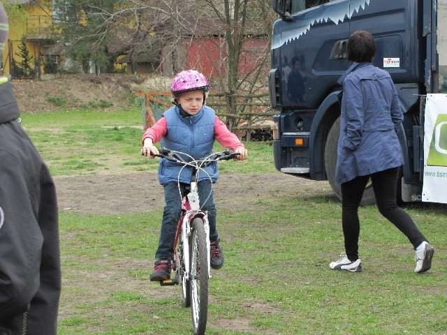 Myszków: Zorganizowali rowerowy piknik z egzaminem na kartę rowerową