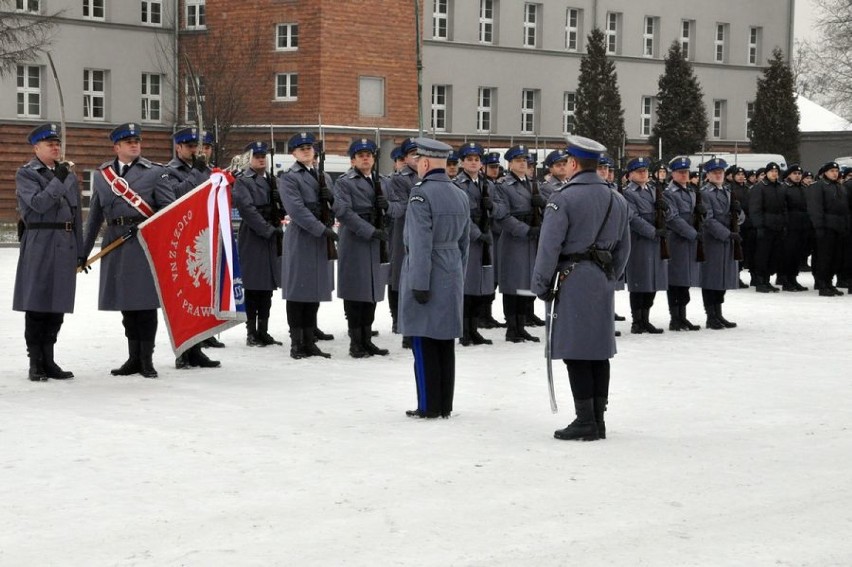 Ślubowanie 120 nowych policjantów w Katowicach [ZDJĘCIA]