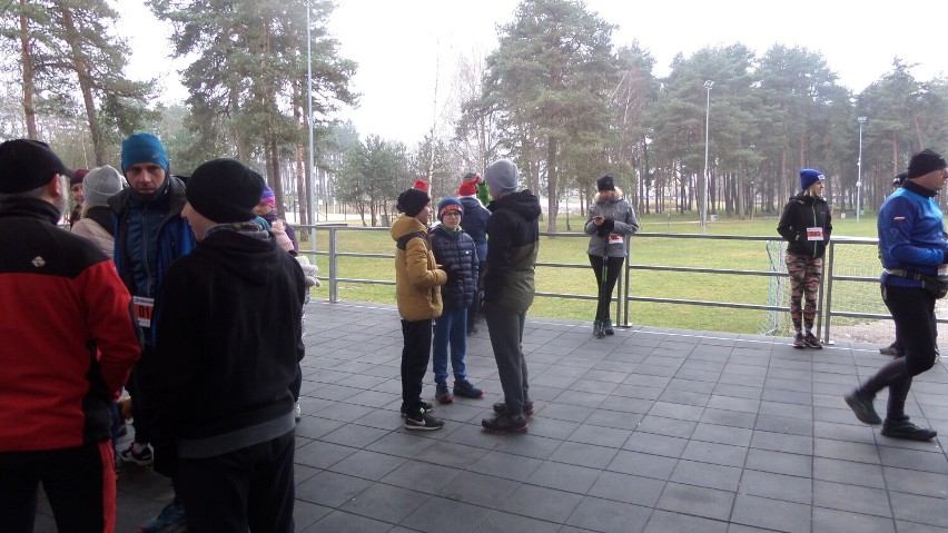 Bieg Mikołajkowy 2022 w Myszkowie - zdjęcia. To ostatni bieg na Dotyku Jury w tym roku
