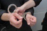 Ostrowska policja zatrzymała 19-latka z Kalisza, który miał przy sobie amfetaminę. Grozi mu kara 3 lat więzienia