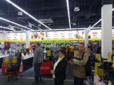 Wielki powrót sklepu Media Expert w Chorzowie! Czy warto było czekać? Zobacz zdjęcia gigantycznych kolejek