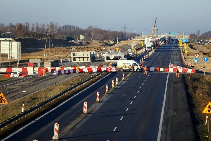 Budowa autostrady A1 koło Piotrkowa