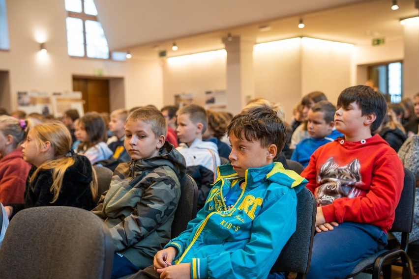 Narodowe Czytanie. Rok Romantyzmu Polskiego w Szkole Podstawowej w Objezierzu