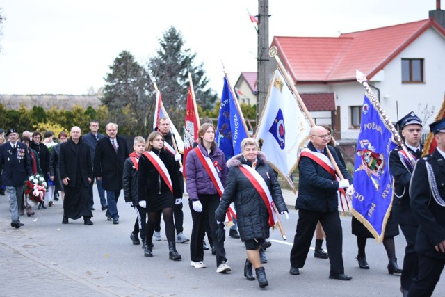 Gminne obchody odbyły się w Gniewinie i Nadolu, 10-11.11.2022 r.