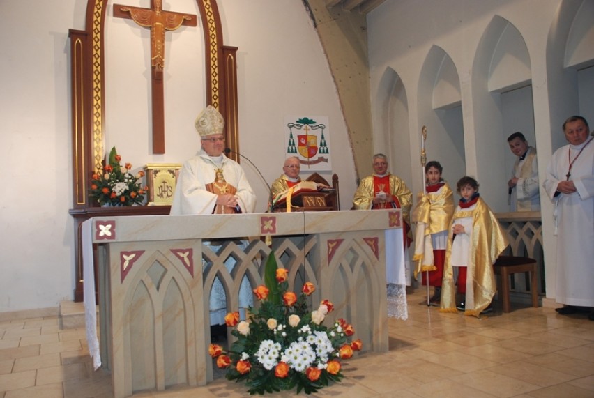 Biskup Marek Mendyk został uhonorowany tytułem „Zasłużony...