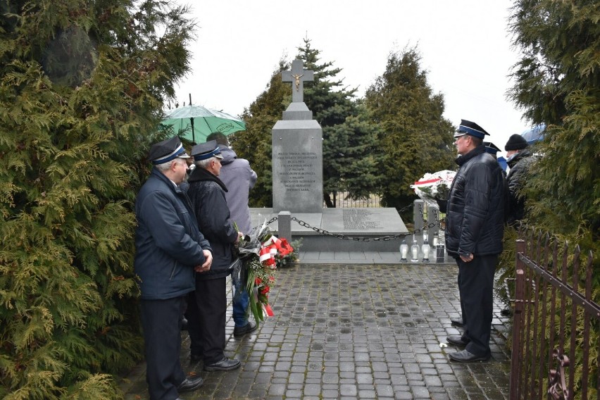 79. rocznica pomordowania mieszkańców Marchwacza. Mieszkańcy i biegacze oddali hołd ofiarom. ZDJĘCIA