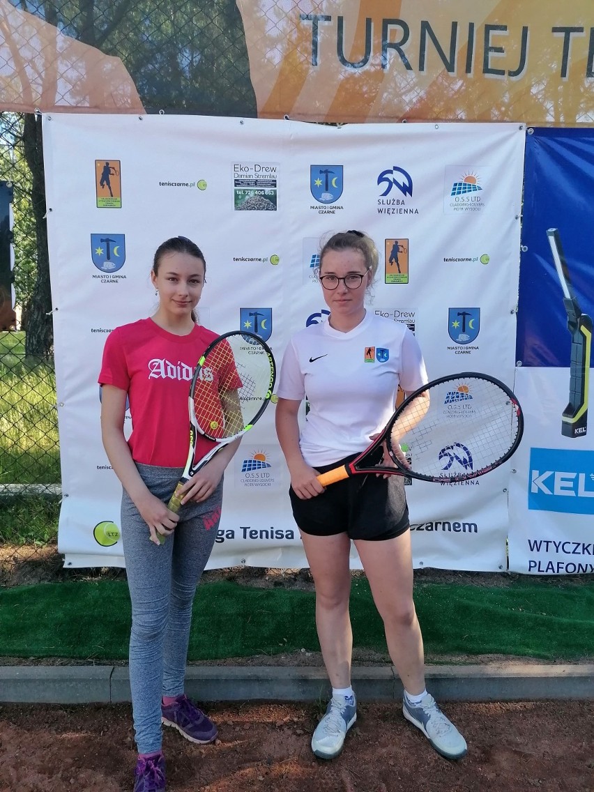 Czarne. Tenis ziemny. Karolina Kaszyńska nie zwalnia tempa w Cladding Louvres lidze kobiet