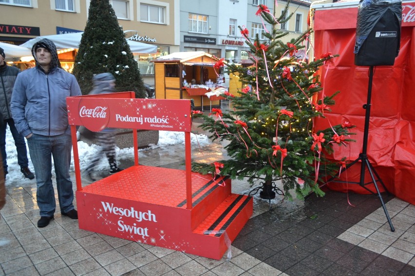 Rynek w Rybniku: ciężarówka Coca-Coli