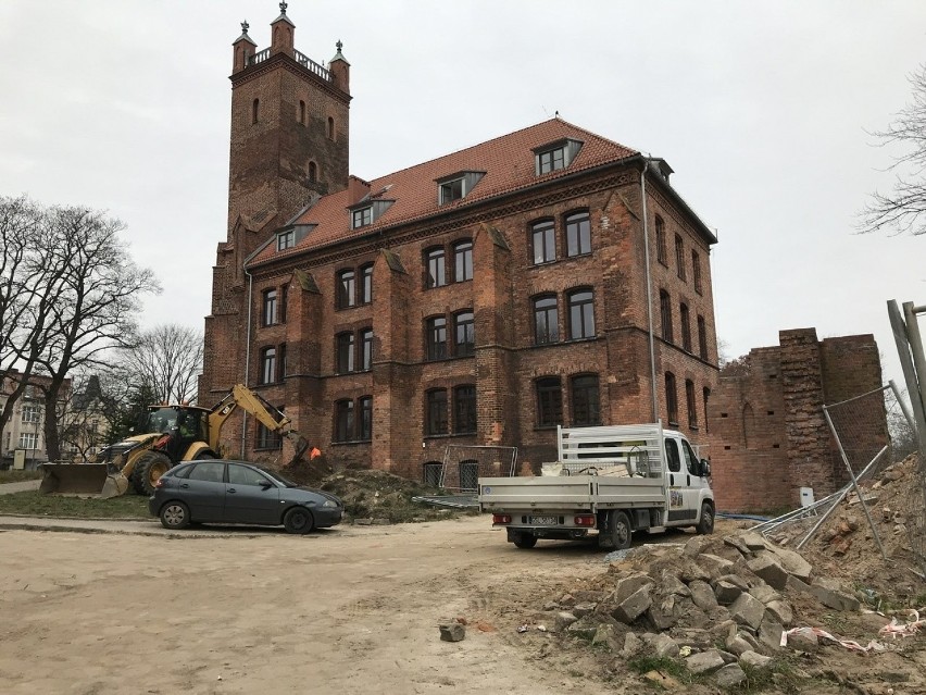 Rekonstrukcja starej Baszty w Słupsku coraz bliżej. Jest wykonawca