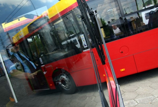 Urządzenia podpowiadają pasażerom autobusów przesiadki, których ...