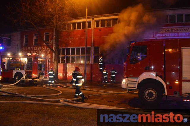 Pożar hurtowni upominków przy ul. Toruńskiej