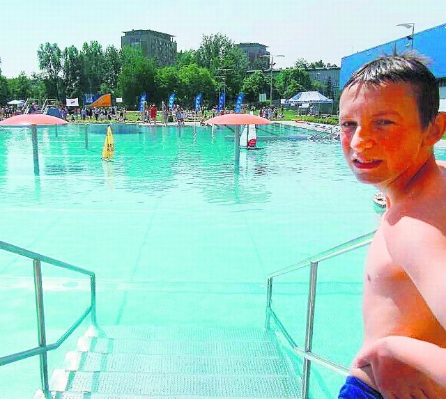 Najbliższy otwarty aquapark znajduje się dopiero w Częstochowie