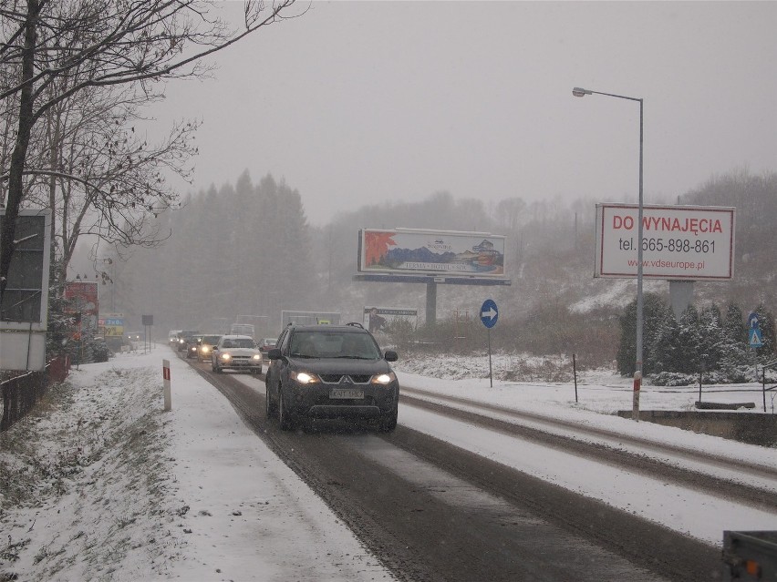 Uwaga kierowcy: fatalne warunki na drogach