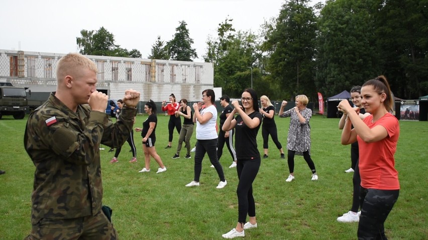 W Rypinie wojsko zorganizowało szkolenie z samoobrony dla kobiet. Zobacz wideo