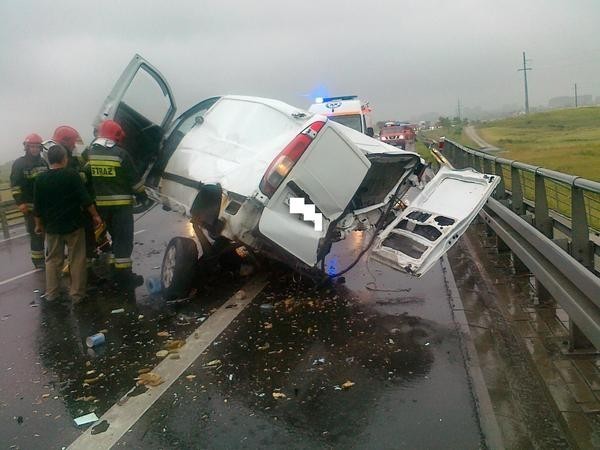 Dwie osoby zostały ranne w wypadku, do którego doszło we wtorek na Krajowej 15. 

Zobacz więcej: Powiat Gniezno: Wypadek na krajowej 15. Są ranni