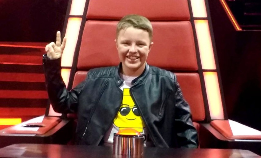 Bartosz Bąk z Kłomnic w The Voice Kids 2021. Już w drużynie Tomsona i Barona