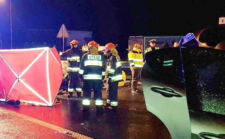 Kierowca citroena jechał w stronę Katowic pod prąd i zderzył...