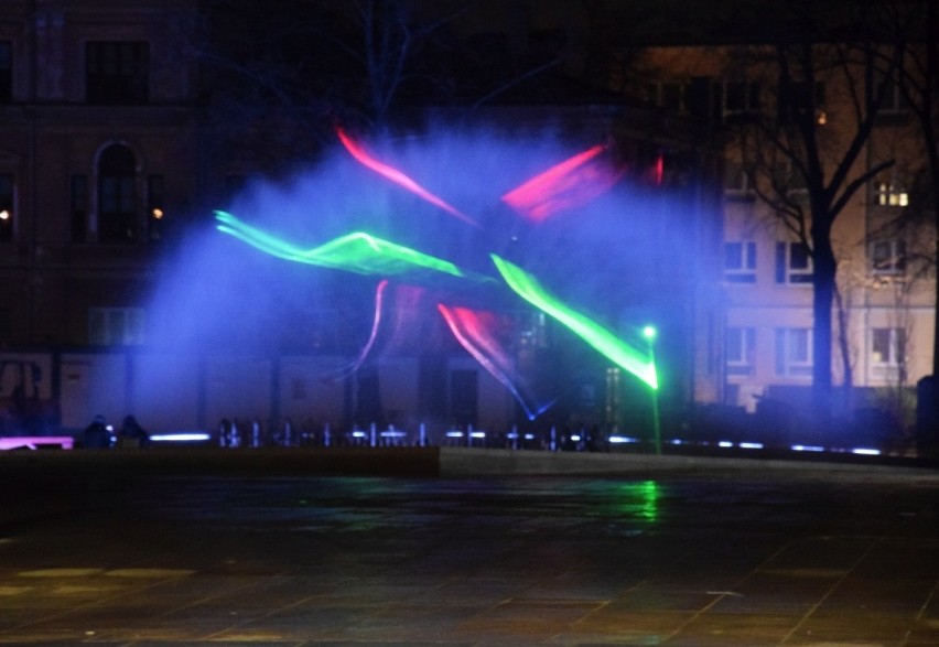 Próby oświetleniowe na placu Litewskim w Lublinie