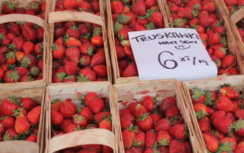 1 kg truskawek 4,50-8 zł