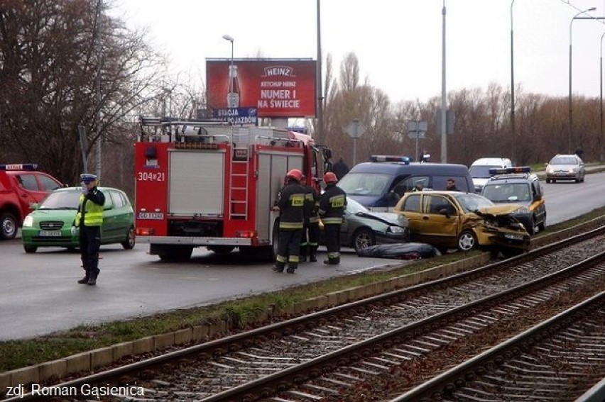 Gdańsk: Śmiertelny wypadek samochodowy. Winny 18-latek? [ZDJĘCIA]