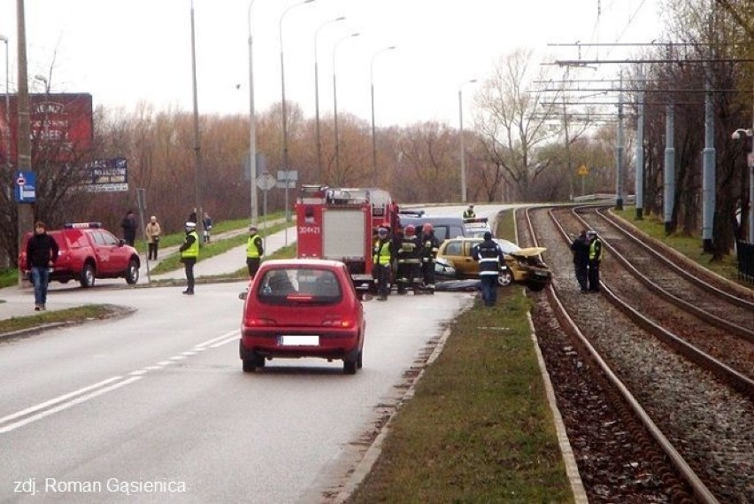Gdańsk: Śmiertelny wypadek samochodowy. Winny 18-latek? [ZDJĘCIA]