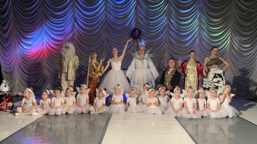 Artyści baletowi, zachwycili wągrowiecką publiczność w przedstawieniu "Dziadek do Orzechów"! [video}