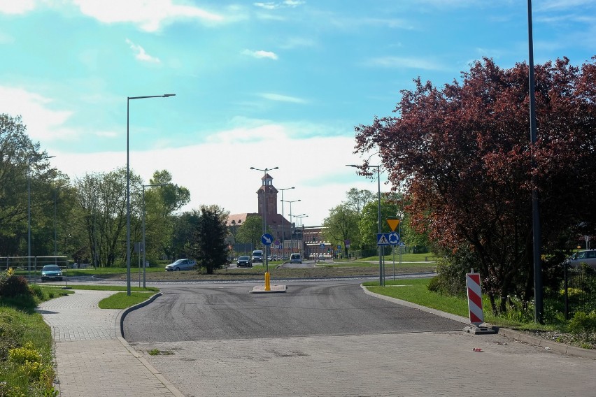 Rondo przy placu Konstytucji 3 Maja w Żarach już jest...