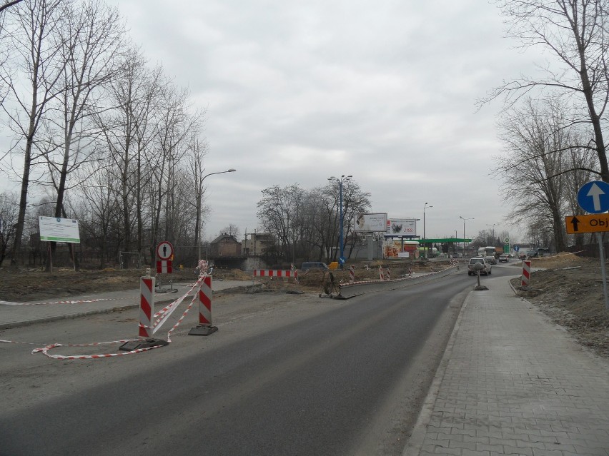 Budowa nowego ronda w Mysłowicach: Zobacz postępy prac na Katowickiej