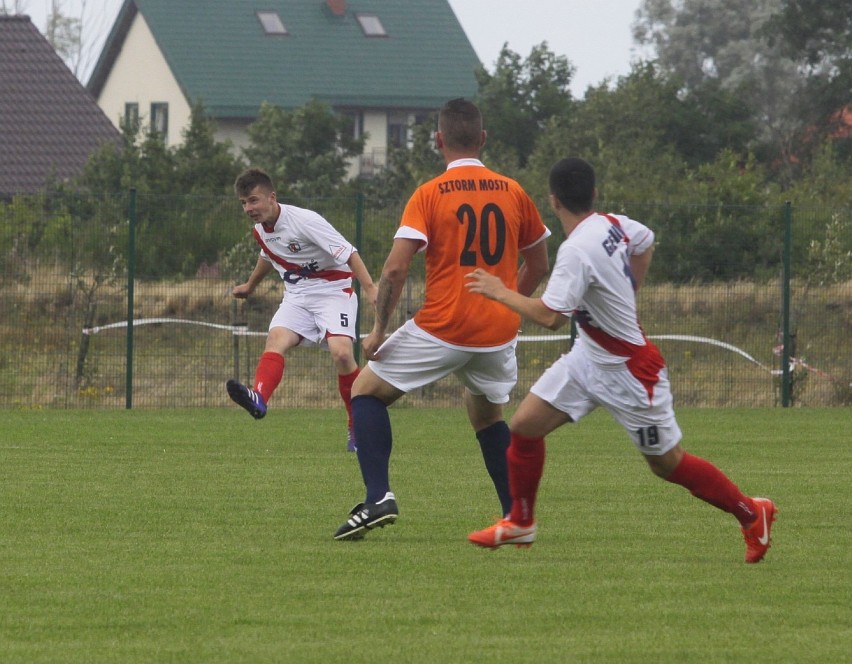 GKS Sztorm Mosty - Gedania Gdańsk 0:5 (0:2) - debiut w...