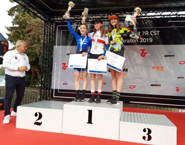 Julia Zięba z LKK LUKS Sławno trzecią zawodniczką Mistrzostw Polski w maratonie MTB w kategorii juniorek