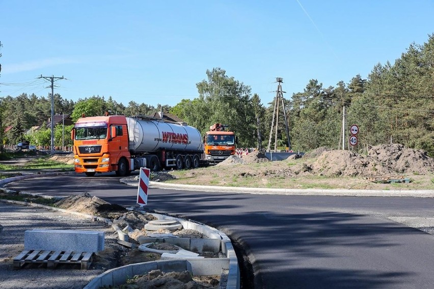 Tak wygląda nowe rondo. Trwa przebudowa drogi wojewódzkiej w Tanowie  