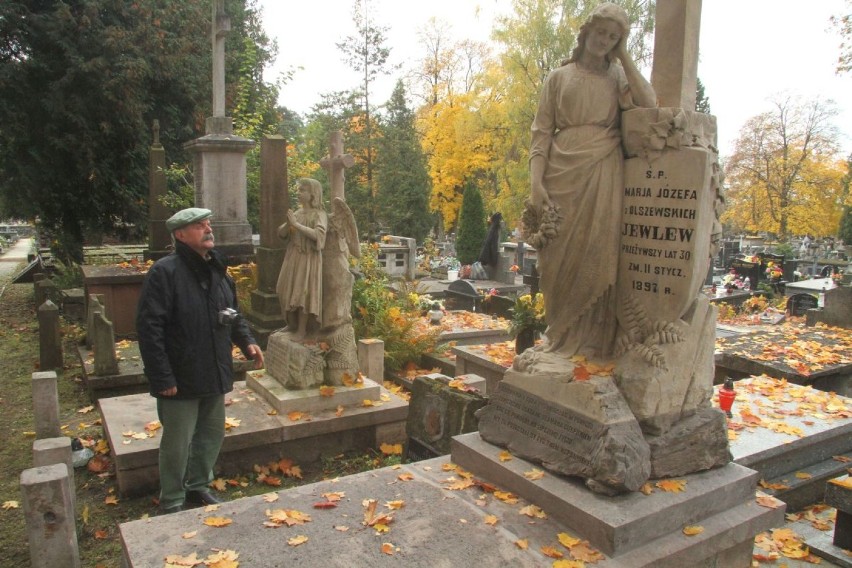 Ratujemy zabytkowe nagrobki na kieleckich cmentarzach