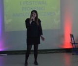 Uczniowie ZSP nr 4 w Łowiczu zdominowali festiwal piosenki anglojęzycznej (Zdjęcia)