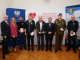 Sześciu mieszkańców powiatu lęborskiego otrzymało odznaki "Honorowy Dawca Krwi" 