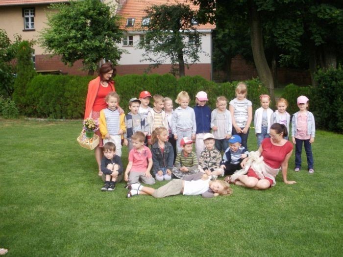 Maluchy z przedszkola Słonecznego obchodziły święto truskawki