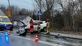 Wypadek w Katowicach na ul. Kołodzieja. Doszło do czołowego zderzenia. W tym miejscu wprowadzono ruch wahadłowy