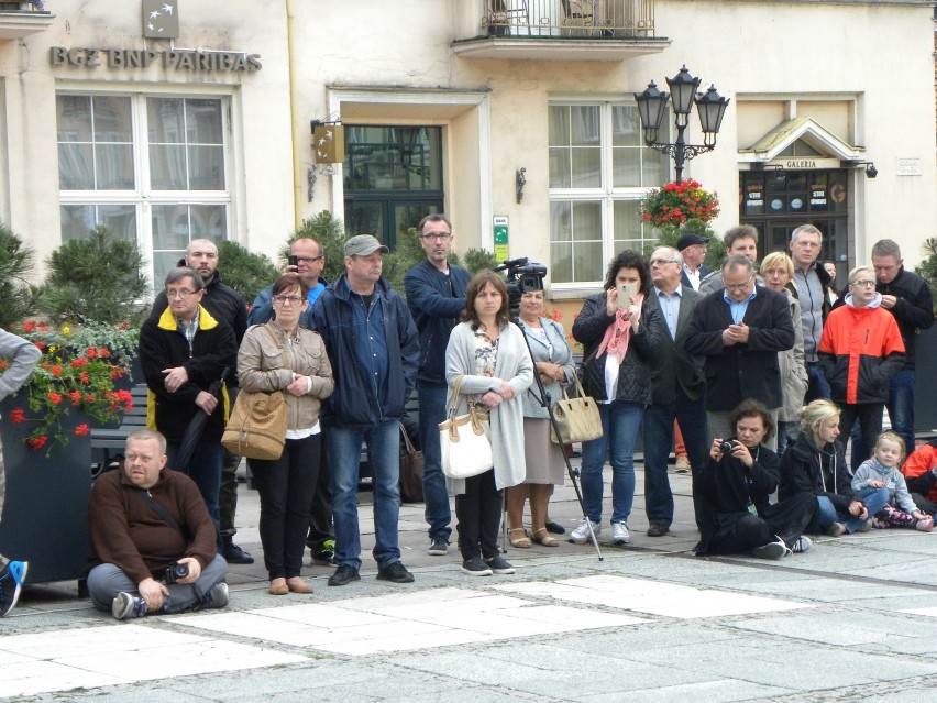 La Strada w Kaliszu. Teatr Snów przed ratuszem [FOTO]