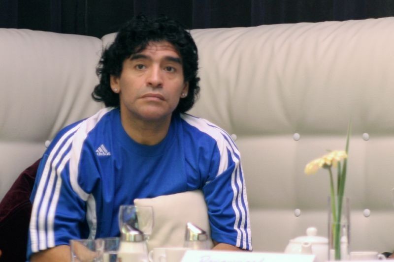 1977 – Diego Maradona zadebiutował w drużynie narodowej...