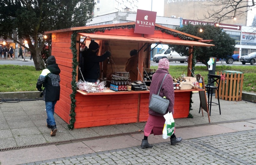 Szczeciński Targ Świąteczny. Co znajdziemy na stoiskach? Zdjęcia i godziny otwarcia