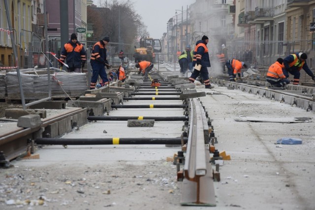 Jedną z ważniejszych inwestycji jest przebudowa ul. Chrobrego. Nią zajmuje się magistrat.