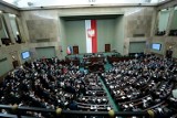 Sondaż Estymatora: Tak może wyglądać podział mandatów w nowym Sejmie. Znalazłoby się w nim sześć ugrupowań