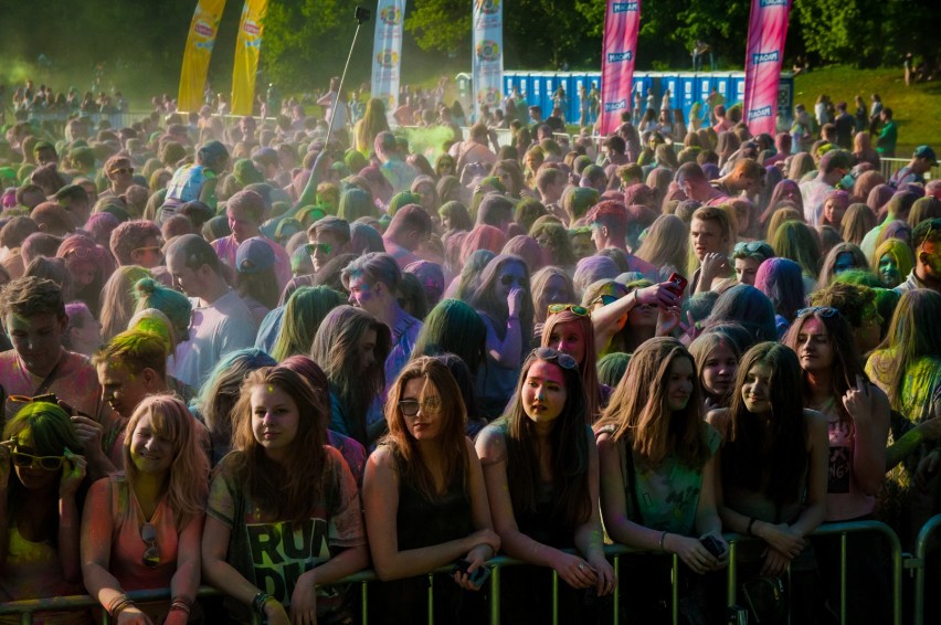 Holi Color Flashmob. Pierwsze tak duże wydarzenie w centrum...