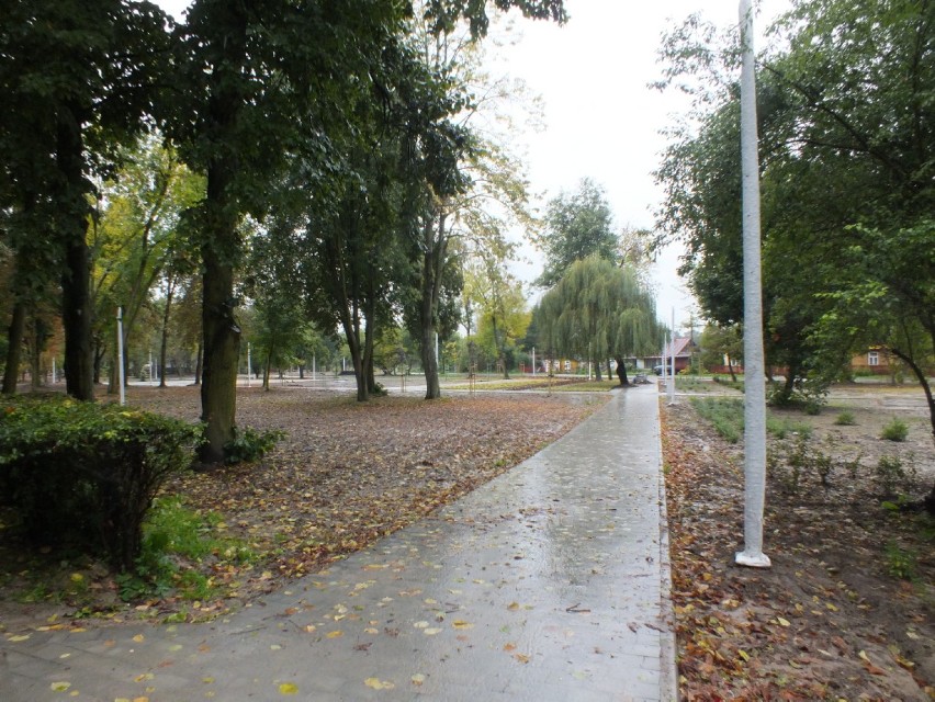 Trwa rewitalizacja parku im. Jana Pawła II w Kraśniku