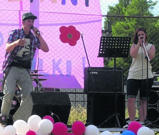 Kacper Bajczyk i Daria Boniak podczas festynu "Gramy dla...