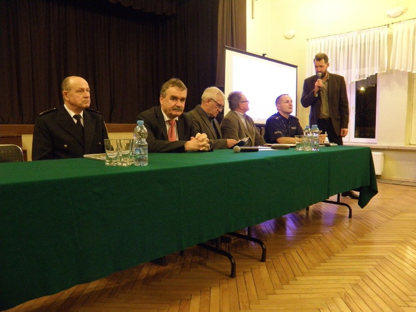 Prezydent Kielc zapewnił, że poprawi drogi na Białogonie i Zalesiu