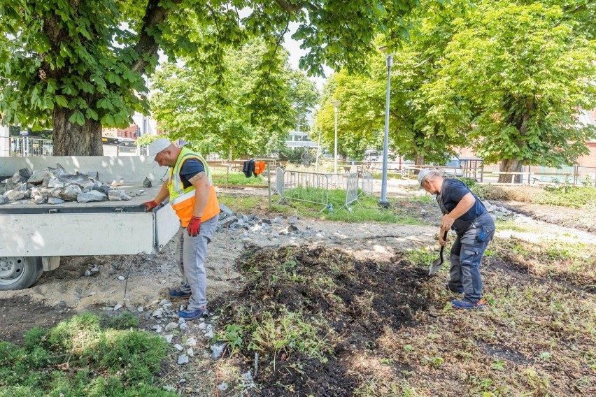 Pierwsze prace na placu Kościeleckich rozpoczęły się w...